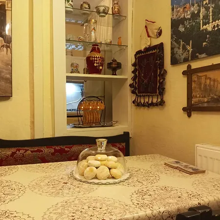 2 Bedroom Ground Floor Great Location Istanbul